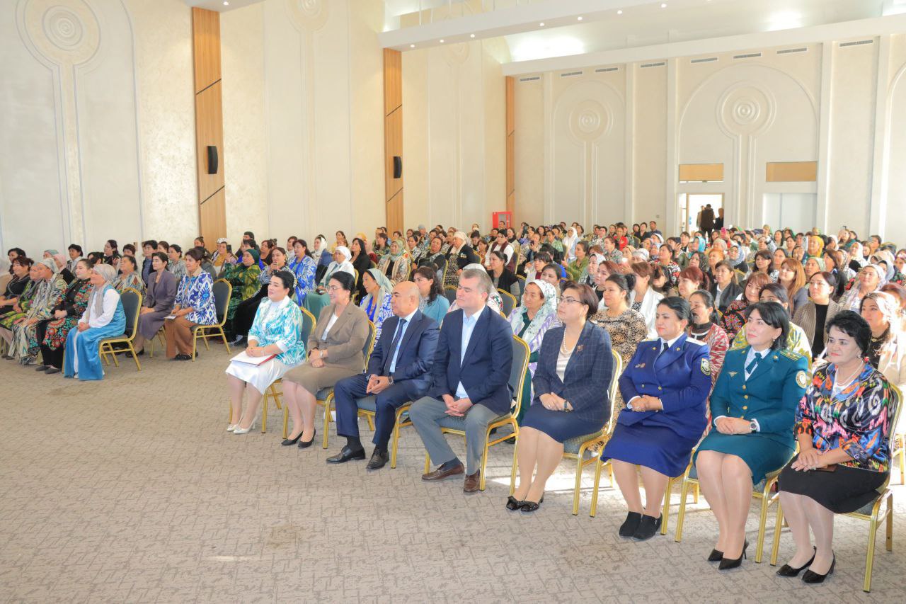 Yekaterina Proskurina yalangoch fotosurat